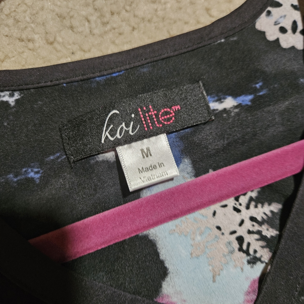 Koi Lite Scrub Tops - Picture 3 of 3